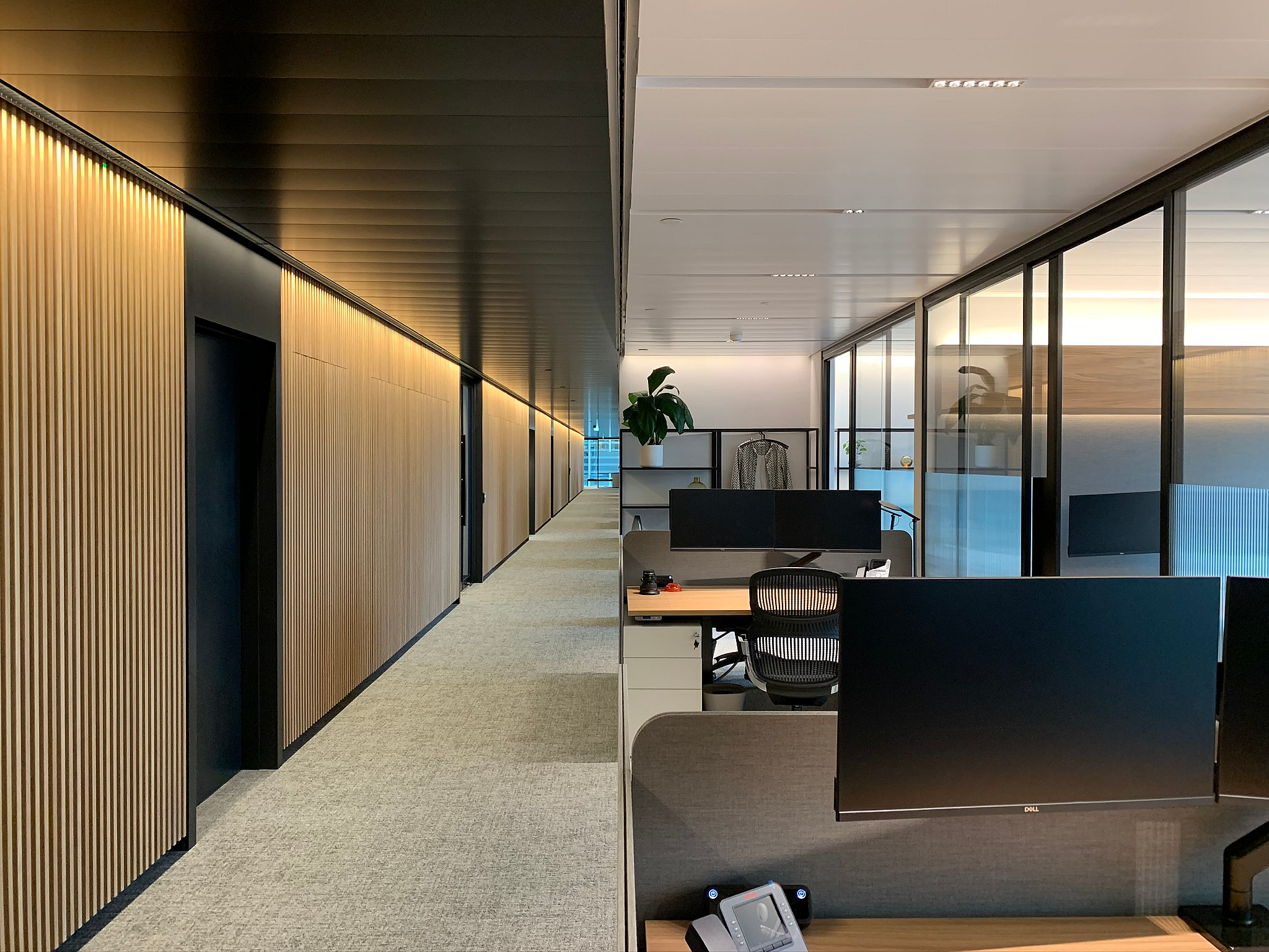 Simpson Thatcher & Bartlett office interior, London