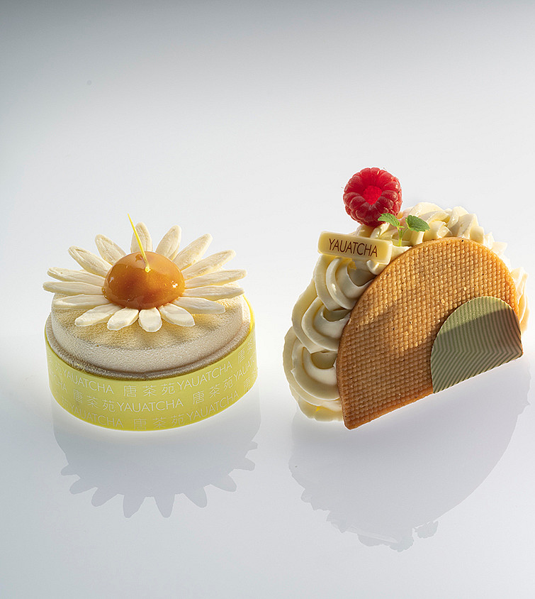 Yauatcha patisserie desserts