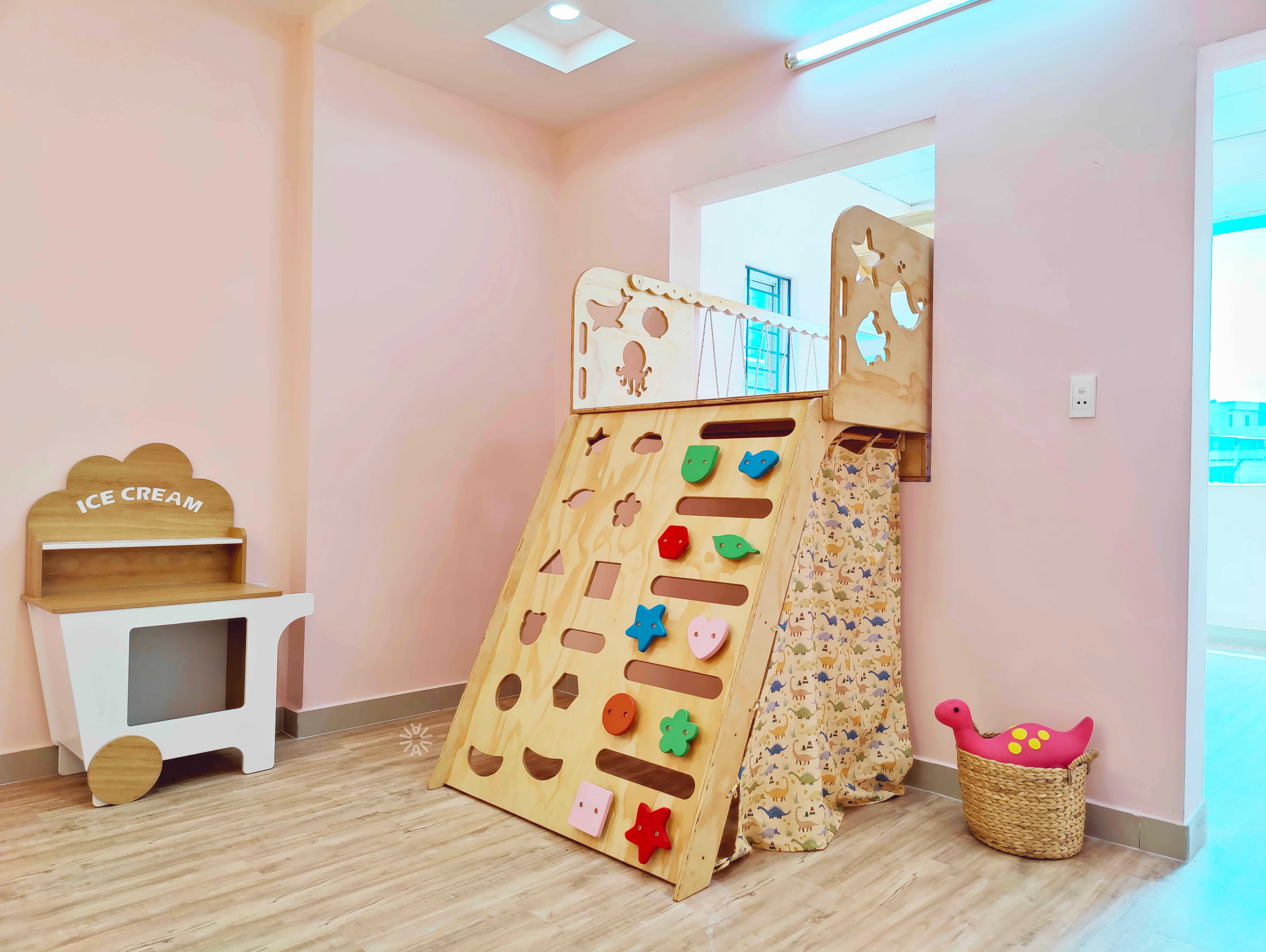 Petite Aykla top floor playroom